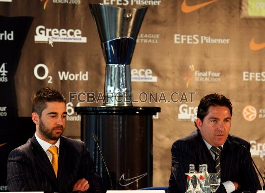 Xavi Pascual i Juan Carlos Navarro, durant la conferncia.