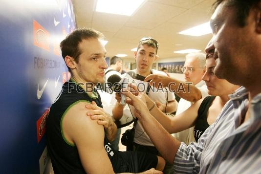 Igor Rakocevic, hablando con la prensa.