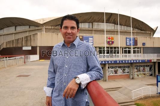 La temporada 2008/09 ser la primera que Xavi Pascual comena com a primer entrenador del FC Barcelona.