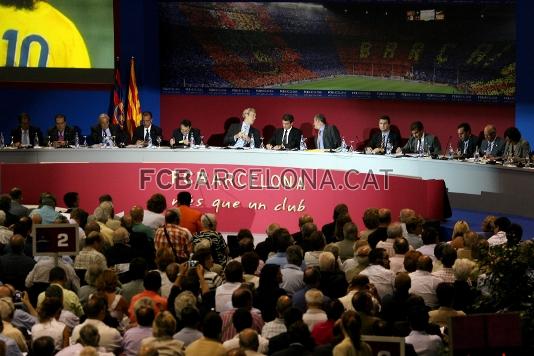 L'Assemblea ha comenat amb el discurs del president valorant la temporada 2007/08.