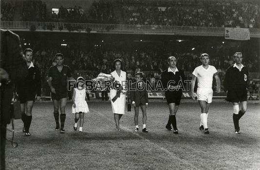 Desprs de la retirada, Segarra va entrenar en les categories inferiors del club i va exercir d'ajudant d'Helenio Herrera a la temporada 1979/80.