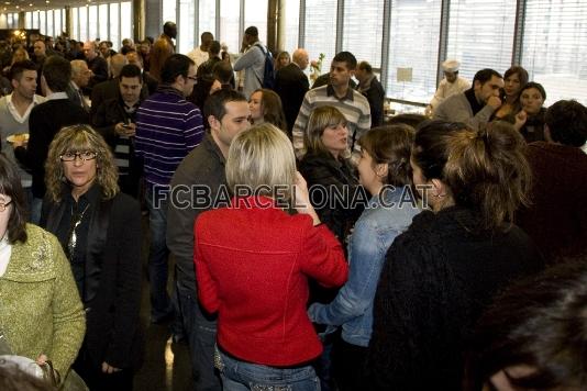 Los empleados del FC Barcelona se han reunido en los palcos nuevos del Camp Nou para celebrar la Navidad. Foto: lex Caparrs (FCB)