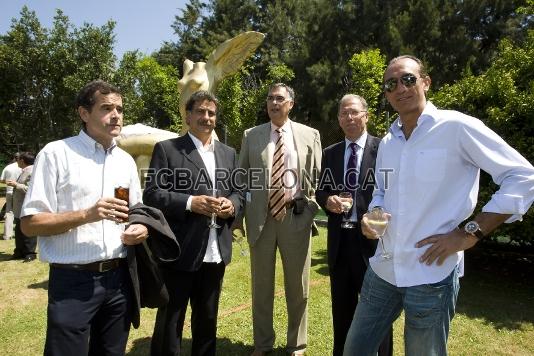 Ex-jugadors de bsquet blaugranes han estat presents a l'acte d'investidura de Sandro Rosell. Foto: lex Caparrs/Miguel Ruiz-FCB.