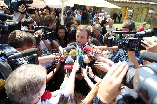 Mxima atenci meditica al voltant del nou president del FC Barcelona. Fotos: lex Caparrs / Miguel Ruiz (FCB)