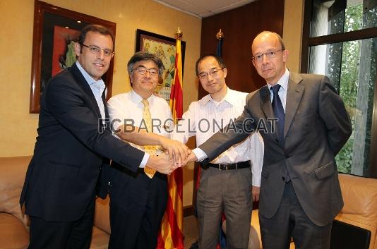 Acord amb Sharp (22/7/2010).