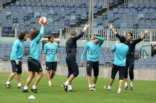 El equipo se ha entrenado a puerta cerrada.