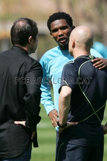 Eto'o, con molestias.