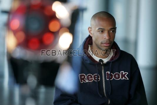 Tot i els 13 gols anotats fins ara, Henry explica en l'entrevista a Bara TV i www.fcbarcelona.cat que mai est satisfet del seu rendiment.