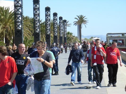 Los ingleses han aprovechado el buen tiempo para visitar la ciudad barcelonesa.