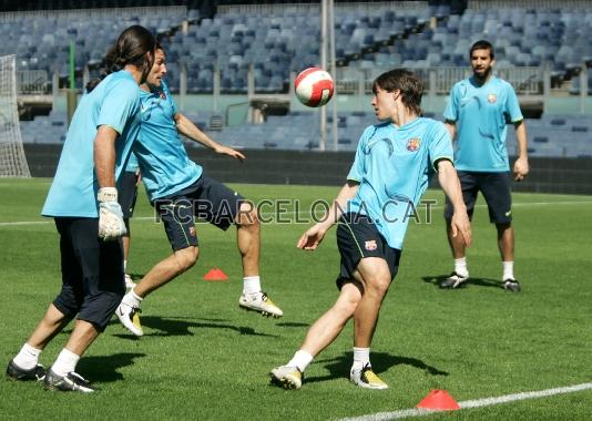 Bojan, Pinto, Zambrotta i Oleguer, a l'entrenament.