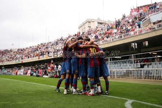 La celebraci del gol en un Miniestadi prcticament ple.