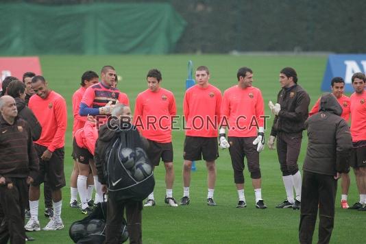 Tres juvenils -Bolaos, Dos Santos i Illie- s'han exercitat amb el primer equip.