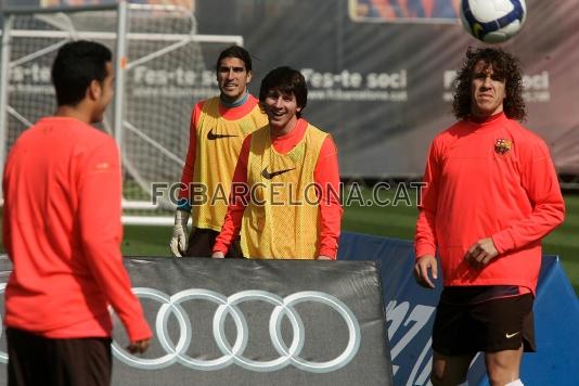 Messi, ya en Barcelona, ha sido una de las principales novedades del entrenamiento.