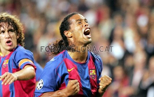 Celebrando el gol de la victoria contra el Milan, en la Champions 2004/05.