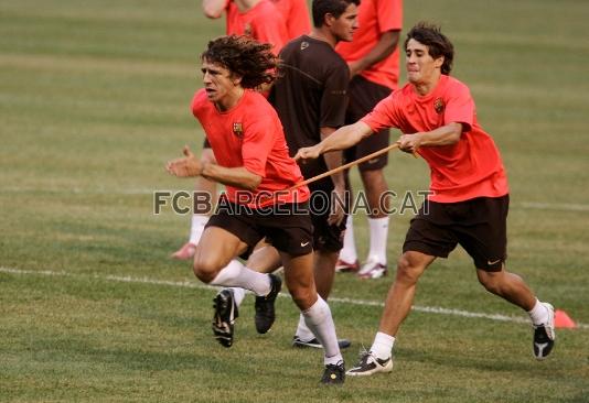 Puyol y Bojan, trabajando la potencia.