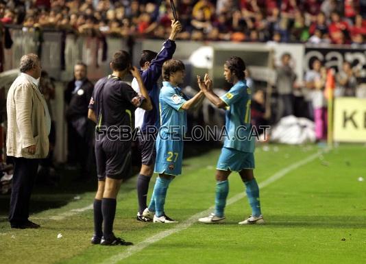 La temporada 2007-08, en el camp de l'Osasuna, va jugar el seu primer partit a la Lliga.