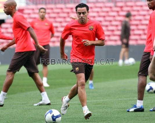 L'equip s'estrenar a la Lliga al Camp Nou contra el Racing.