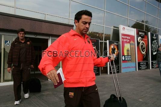 Xavi, sortint de l'aeroport.