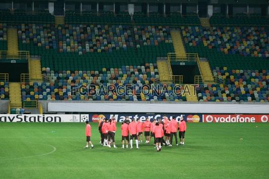 El grup, al Jos Alvalade.