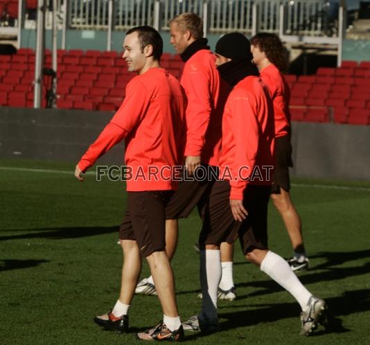 Iniesta, que ja va exercitar-se amb el grup dimarts, ha tornat a fer-ho el dia abans del Bara-Madrid.