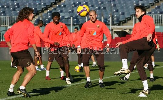 Puyol, Tour, Valds i Piqu, en un rondo.