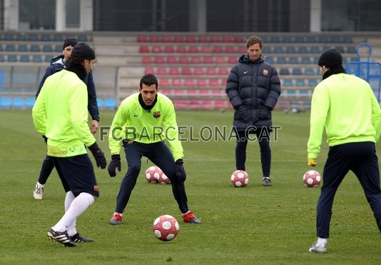 Rondo inicial. Foto: Miguel Ruiz - FCB