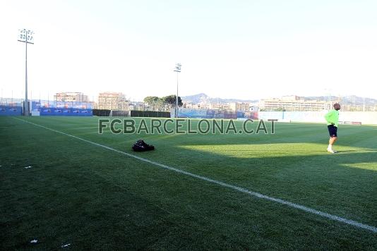 Por la tarde el campo nmero 1 ya estaba limpio de nieve. Foto: Miguel Ruiz - FCB.