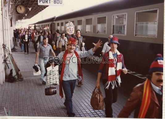 Aficionados desplazndose en tren a la final de Basilea, el ao 1979. Foto: Archivo FCB