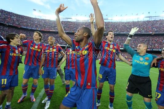 Feliz en medio de la celebracin de l ltima Liga. Foto: Archivo FCB