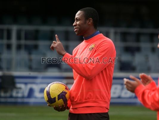 Charlando durante los entrenamientos. Foto: Archivo FCB