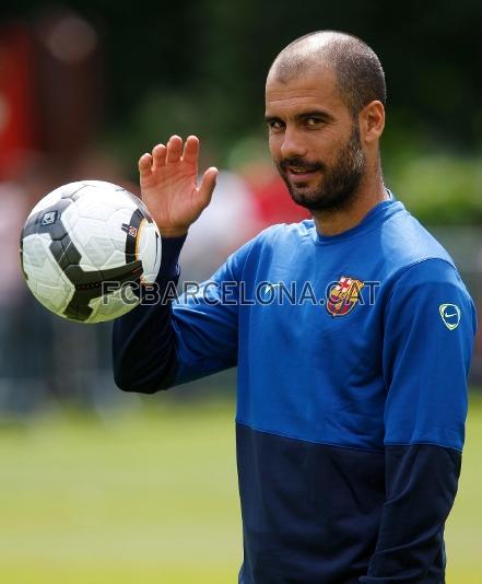 Guardiola en la sessi d'entrenament