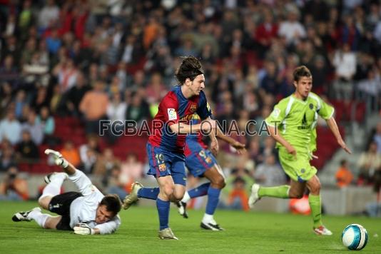 Emula a Maradona en la de las semifinales de Copa del curso 2007/08, contra el Getafe (5-2).