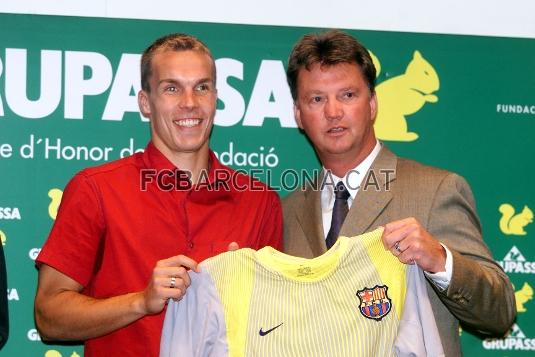 Enke se incorpor al Bara entrenado por Louis Van Gaal el verano de 2002. Foto: Miguel Ruiz (FCB)