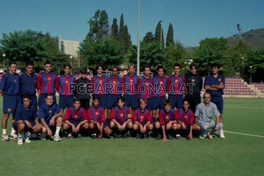 Desprs d'uns anys a la Masia, on la seva progressi sempre va ser bastant rpida, va passar, a mitjans de la temporada 00-01, del juvenil al Bara B.