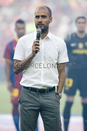 25-08-2010. Presentacin del equipo 2010/11 en el Camp Nou ante la aficin. Foto: archivo FCB