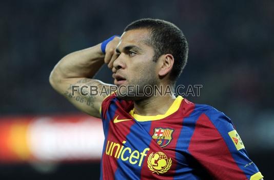 Alves, celebrant el seu gols al Getafe. Foto: Arxiu FCB