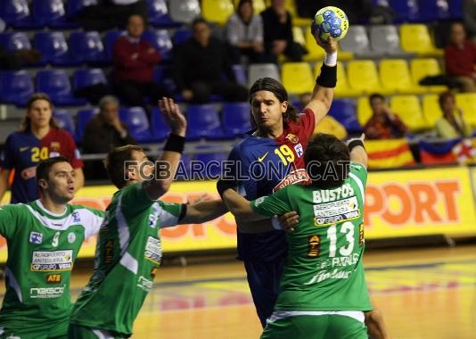 Nagy troba un espai per fer un llanament.