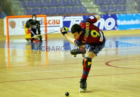 Panadero, preparat per xutar la bola.