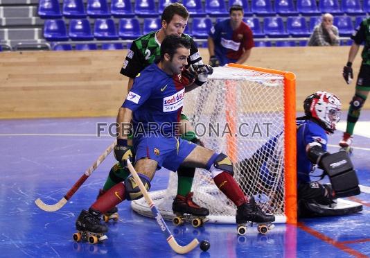 Els tres gols del Bara van ser obra de Carlos Lpez.