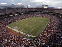 Giants_Stadium_crowd.jpg