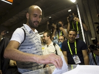 2010-06-13_VOTACION_GUARDIOLA_003.jpg