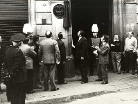 COLxLOCACIx_PLACA_AL_CARRER_MONTJUxC_DEL_CARME_x1974x.jpg