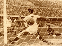 BARxA-JAxN_x6-10-1957x_PRIMER_GOL_xVILLAVERDEx.JPG