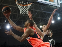 2011-06-14_BIZKAIA_BILBAO_BASKET_-_FCB_REGAL_025.jpg