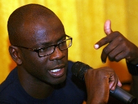 Thuram transmite su experiencia en la Masa