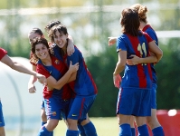 Las chicas empiezan con una goleada (4-0)