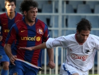 Comena ladaptaci a una categoria dura (0-0)