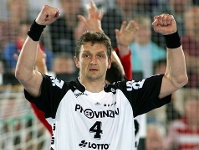 Foto: Andrei Xepkin amb la samarreta del seu exequip, el THW Kiel, la temporada passada.