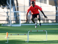 Eto'o trains in the Masia