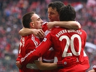 Fotos:www.fcbayern.t-com.de